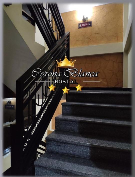 Hostal Corona Blanca Sucre Zewnętrze zdjęcie