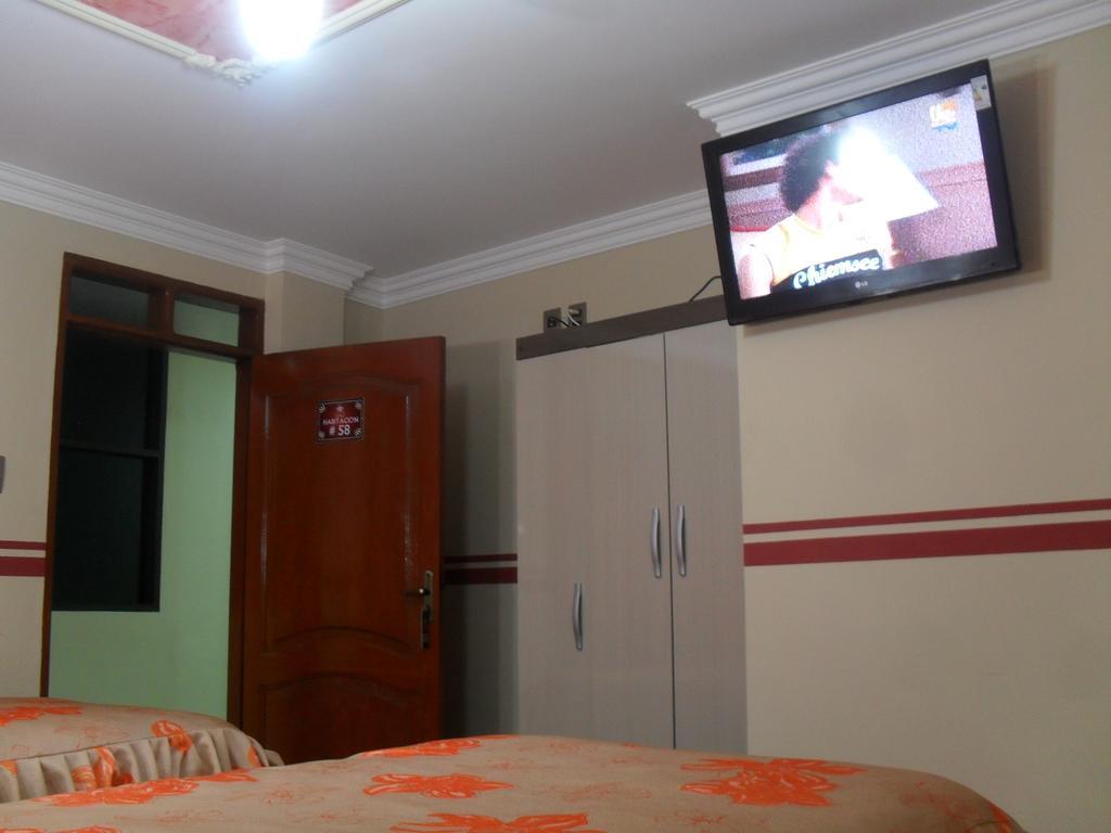 Hostal Corona Blanca Sucre Zewnętrze zdjęcie