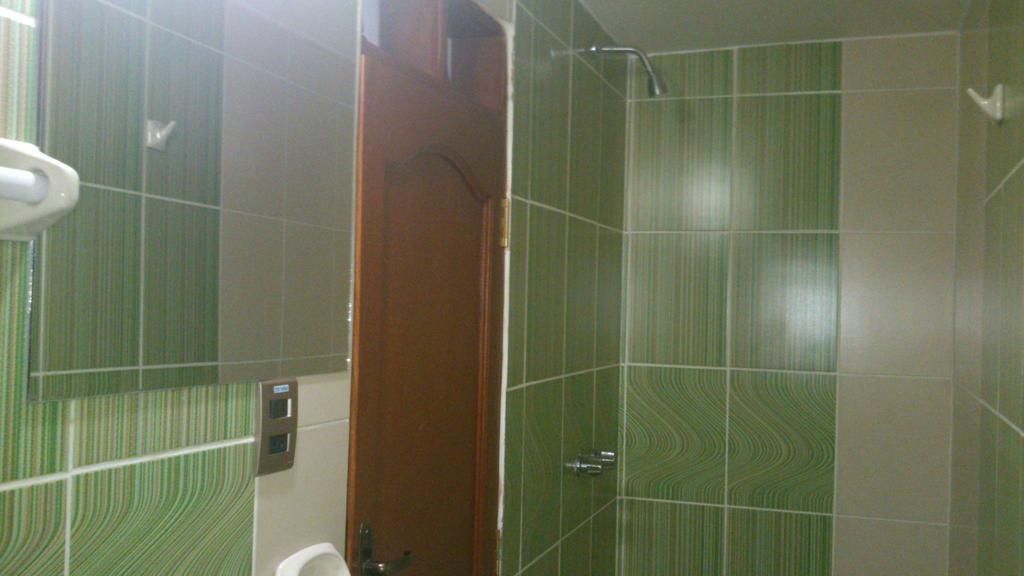 Hostal Corona Blanca Sucre Zewnętrze zdjęcie