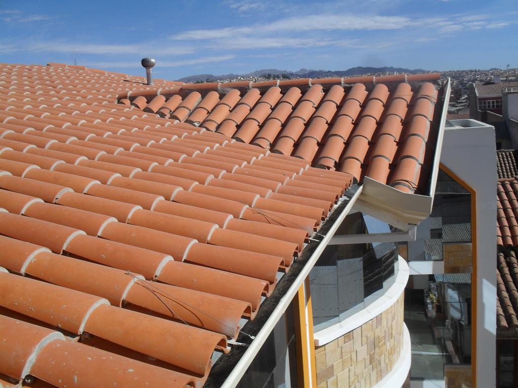Hostal Corona Blanca Sucre Zewnętrze zdjęcie