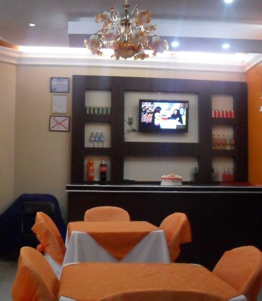 Hostal Corona Blanca Sucre Zewnętrze zdjęcie